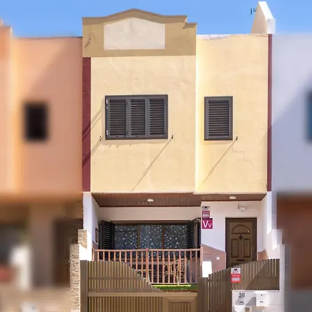 Duplex Mika En Playa De Nyaraló